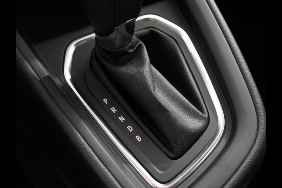 Mitsubishi Colt 1.6 HEV Intense Automaat Navigatie Apple Carplay/Android Auto Camera Climate Control Cruise Control Lichtmetalen velgen Extra Getint Glas Digitale Cockpit
