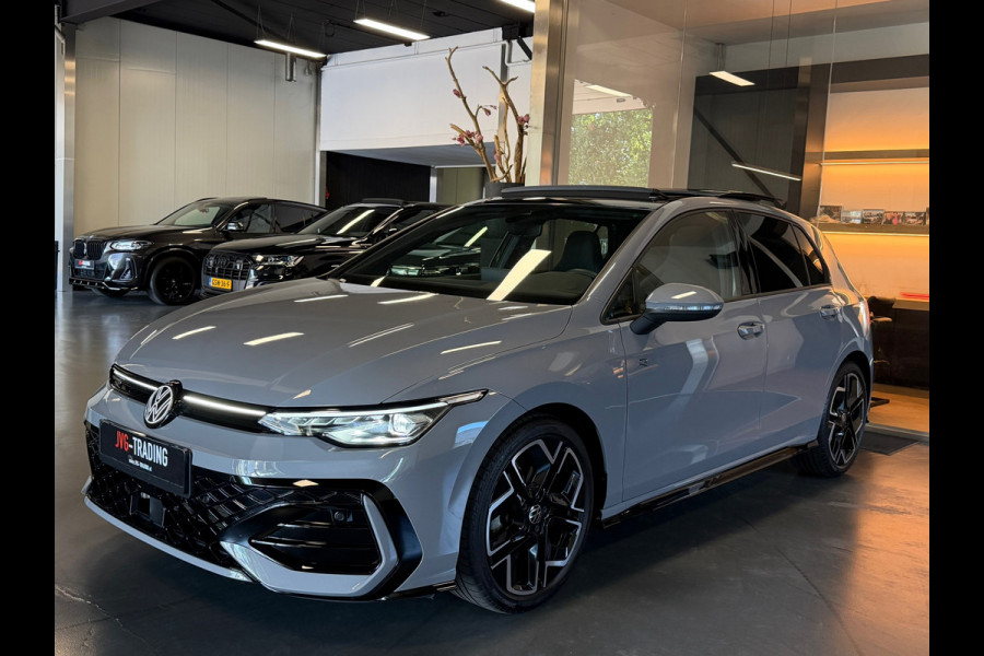 Volkswagen Golf 1.5 eTSI R-Line 8.5 Facelift Panorama ACC Camera