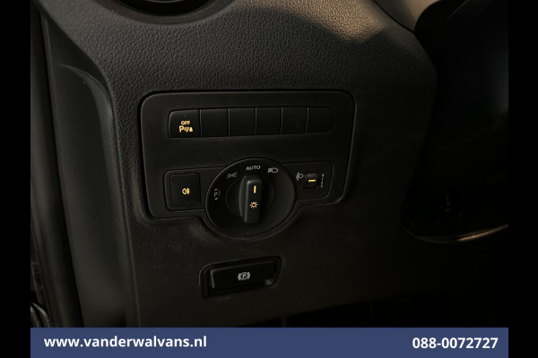 Mercedes-Benz Vito 110 CDI 102pk L2H1 Euro6 Airco | Imperiaal | Camera | Navigatie | Trekhaak | Apple Carplay | Cruisecontrol Android Auto, Parkeersensoren, Bijrijdersbank, Achterklep