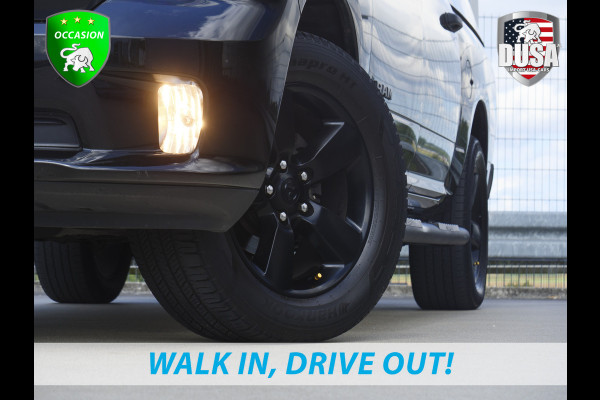 RAM 1500 Classic | SLT | 5.7L HEMI | Container | Night Edition