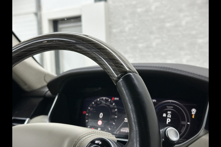 Land Rover Range Rover P400 404pk Hybrid Autobiography | Dealer Onderhouden | Nieuw Accu-Pakket | Panorama | ACC | 360 Camera | 33300,= ex btw | Massage | Stoelventilatie V+A | ISO-Glas | Meridian-Sound | Memory Achter | Alcantara Hemelbekleding | Elektrische Achter-Stoelen | Stoelverwarming V+A | 4-Zone Clima | Keyless-Entry | Luchtvering |