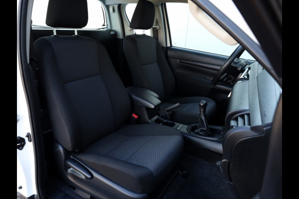 Toyota Hilux 2.4 D-4D 4x4 Xtra Cab Cool Comfort | Airco | Cruise | Trekhaak
