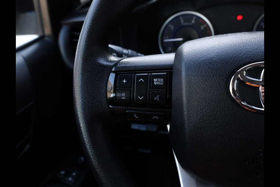 Toyota Hilux 2.4 D-4D 4x4 Xtra Cab Cool Comfort | Airco | Cruise | Trekhaak