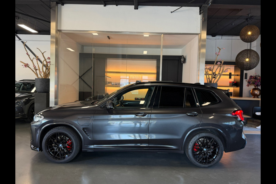 BMW X3 XDrive30e M Package Panorama Memory 360Camera