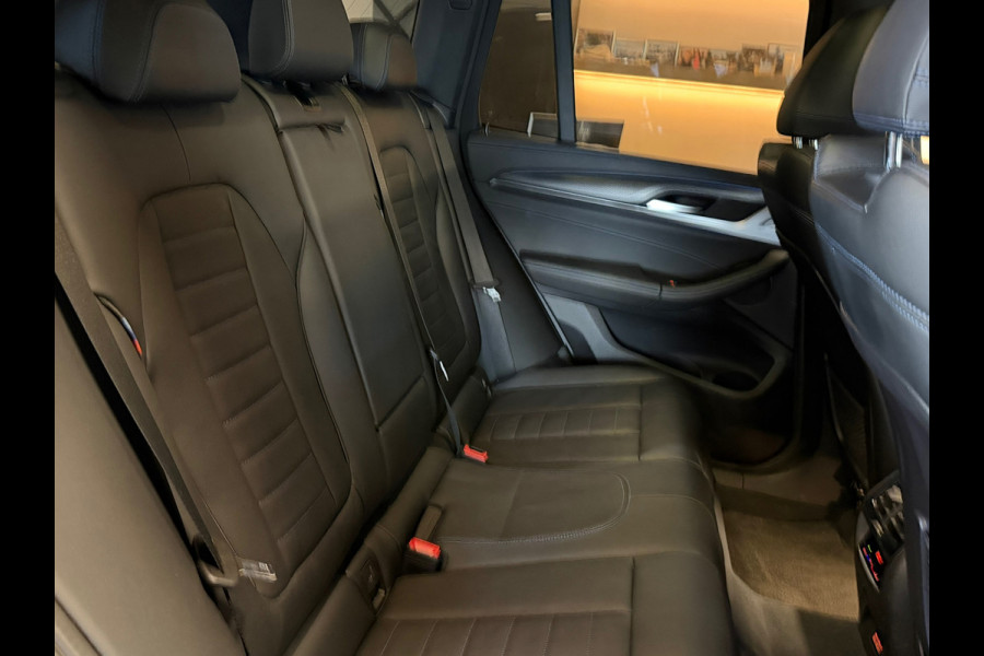 BMW X3 XDrive30e M Package Panorama Memory 360Camera