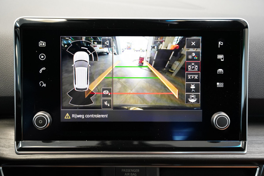 Seat Tarraco 1.5 TSI Xcellence 7p. Cruise/Climate Carplay Leder NAP!! Dealer onderhouden!