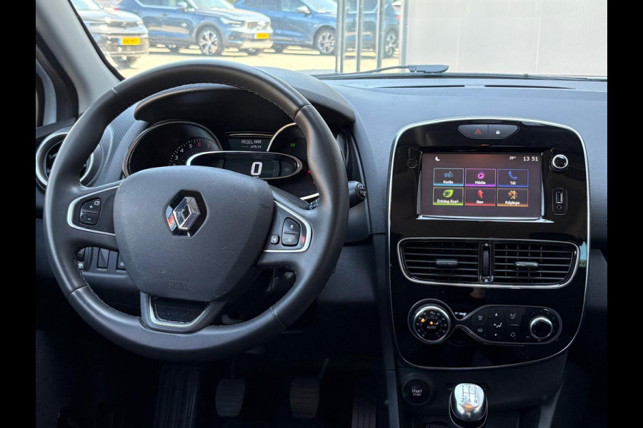 Renault Clio 0.9 TCe Limited Navigatie/Bluetooth/Parkeerhulp/Cruise-control
