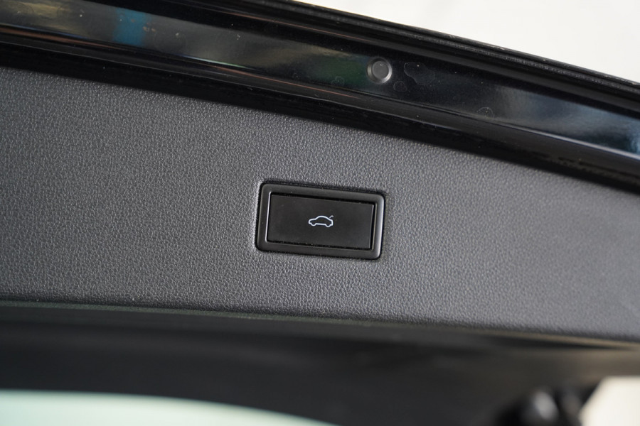 Seat Tarraco 1.5 TSI Xcellence 7p. Cruise/Climate Carplay Leder NAP!! Dealer onderhouden!