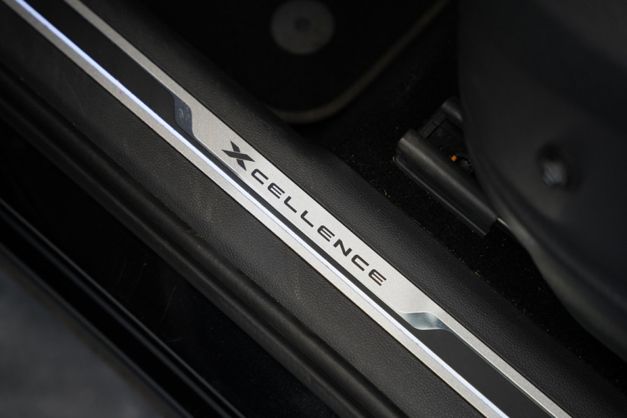 Seat Tarraco 1.5 TSI Xcellence 7p. Cruise/Climate Carplay Leder NAP!! Dealer onderhouden!