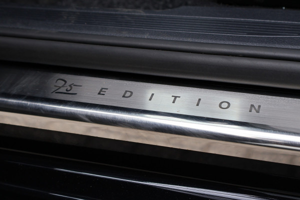 Volkswagen Caddy Cargo 2.0 TDI Automaat 75th Edition Leer Led Navigatie Camera
