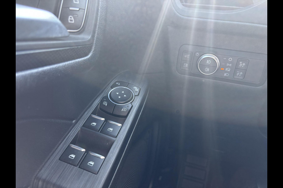 Ford Kuga 2.5 PHEV ST-Line X 225pk | Trekhaak | Winterpack | Adaptieve Cruise | Elektrische Achterklep | Dealer onderhouden