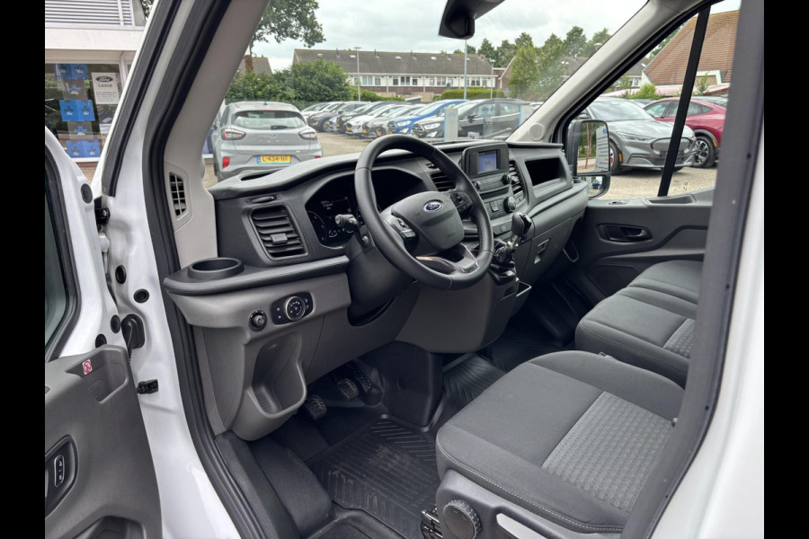 Ford Transit 350 2.0 TDCI L2H2 Trend | SCI 130pk | 3 zits | Voorruit verwarming | Cruise control | Parkeersensoren