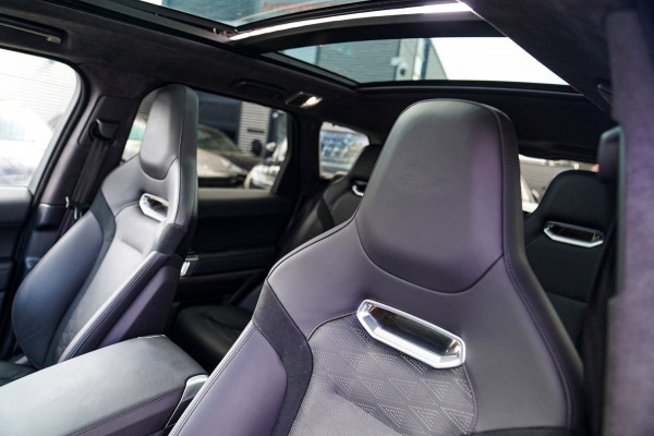Land Rover Range Rover Sport 5.0 V8 SC SVR | Carbon Package | Kuipstoelen | 576PK | 360 cam | HuD | Stoelkoeling | Carbon Motorkap
