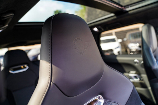 Land Rover Range Rover Sport 5.0 V8 SC SVR | Carbon Package | Kuipstoelen | 576PK | 360 cam | HuD | Stoelkoeling | Carbon Motorkap