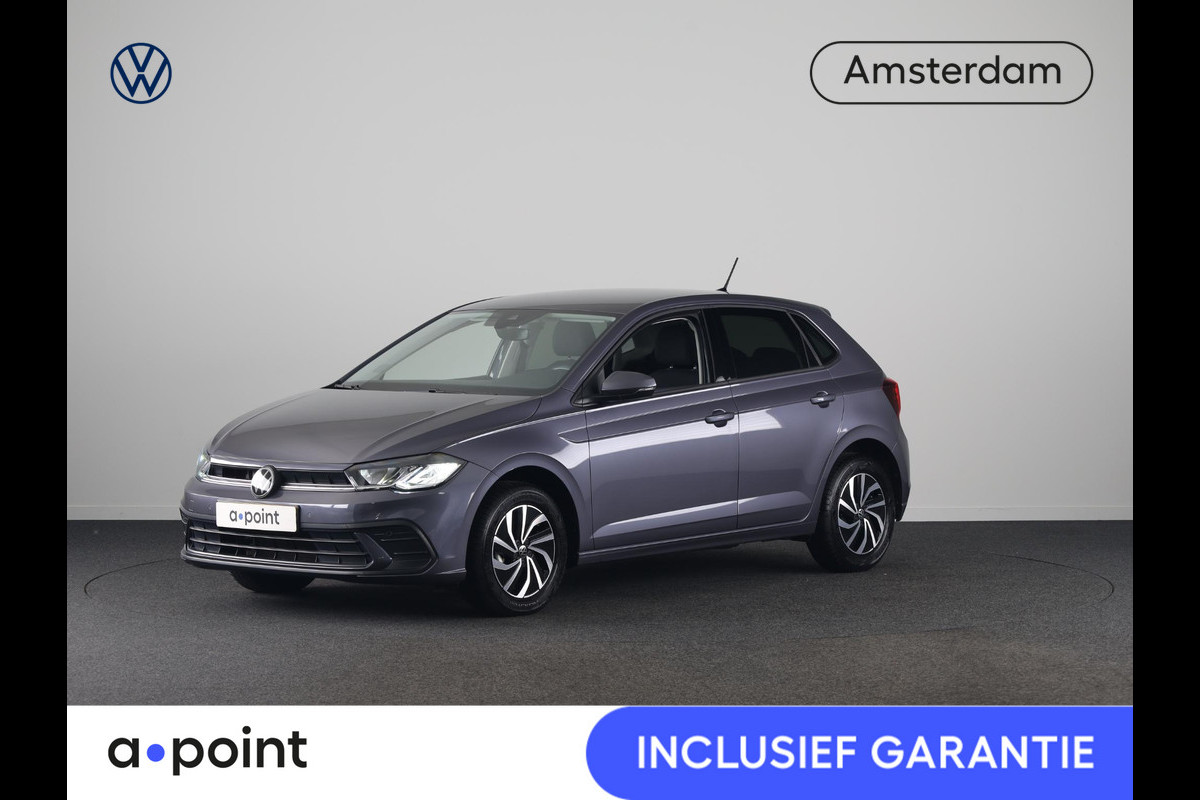 Volkswagen Polo 1.0 TSI Life 95 pk | Navigatie | Parkeersensoren | Achteruitrijcamera | Keyless | Stoelverwarming |