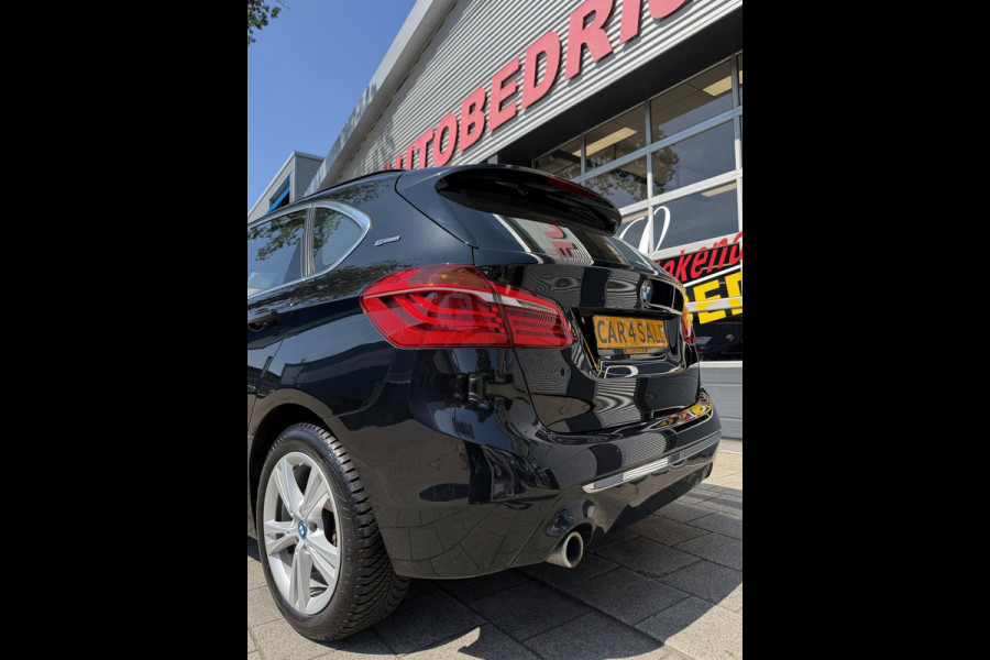 BMW 2 Serie Active Tourer 225xe iPerformance High Executive 165KW - Hybrid I Automaat I Navigatie Leer I Airco I Sport velgen