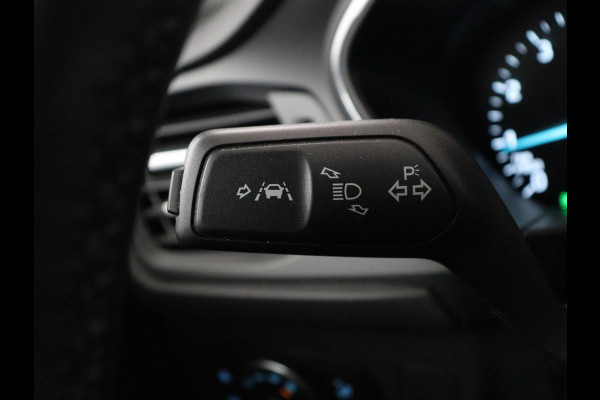 Ford Focus Wagon 1.0 EcoBoost Hybrid Titanium | Cruise control | Lane assist | Navigatie | Carplay | Park assist | Climate control
