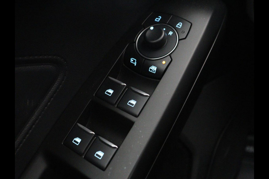 Ford Focus Wagon 1.0 EcoBoost Hybrid Titanium | Cruise control | Lane assist | Navigatie | Carplay | Park assist | Climate control