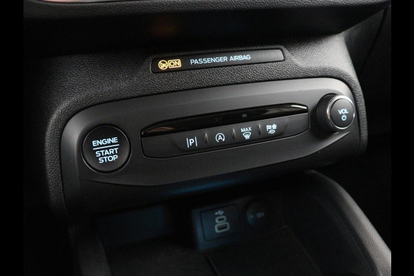 Ford Focus Wagon 1.0 EcoBoost Hybrid Titanium | Cruise control | Lane assist | Navigatie | Carplay | Park assist | Climate control