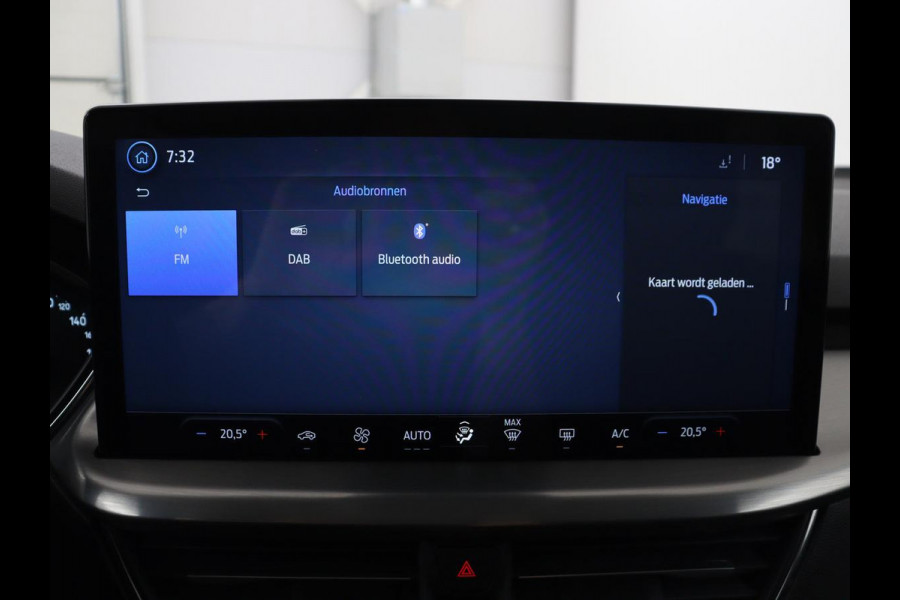 Ford Focus Wagon 1.0 EcoBoost Hybrid Titanium | Cruise control | Lane assist | Navigatie | Carplay | Park assist | Climate control