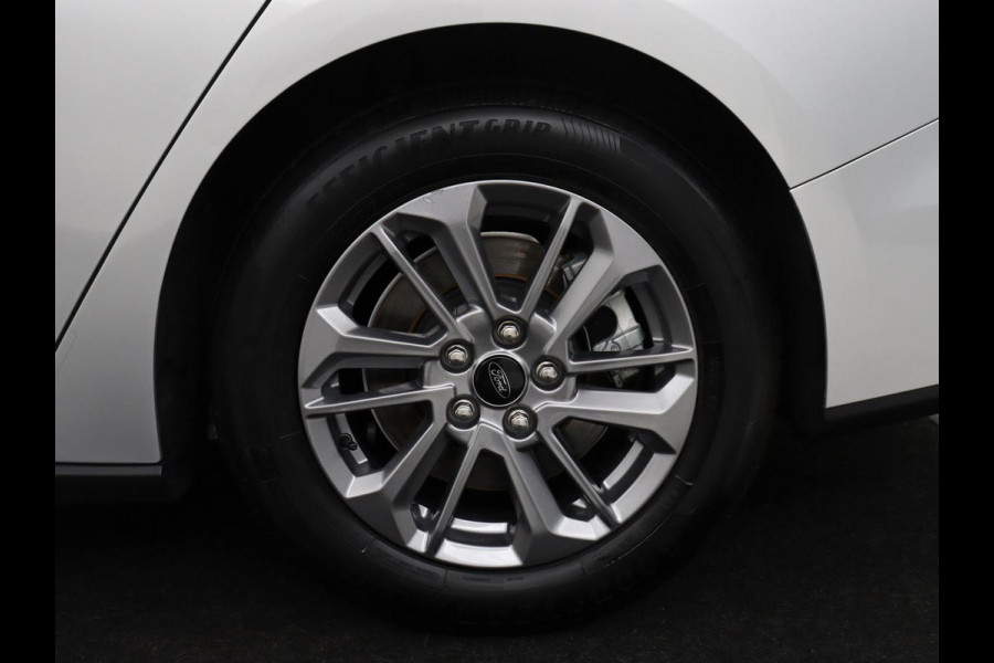 Ford Focus Wagon 1.0 EcoBoost Hybrid Titanium | Cruise control | Lane assist | Navigatie | Carplay | Park assist | Climate control