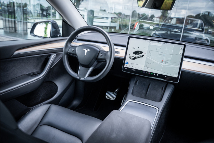 Tesla Model Y Long Range AWD 75 kWh
