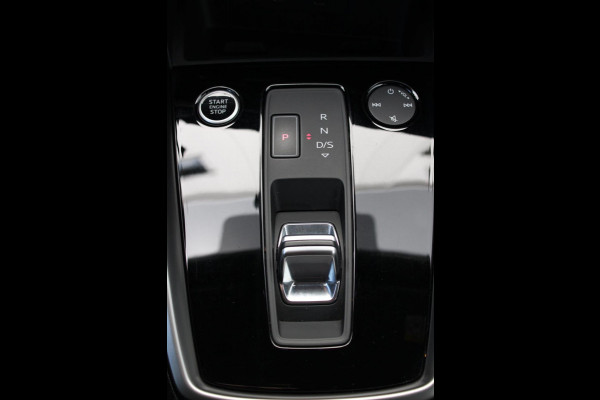 Audi A3 Sportback 40 TFSIe I VITRUAL I ADAPTIVE I SFEERVERL. I LED I NAVI I PARK. PILO I AUTOMAAT I