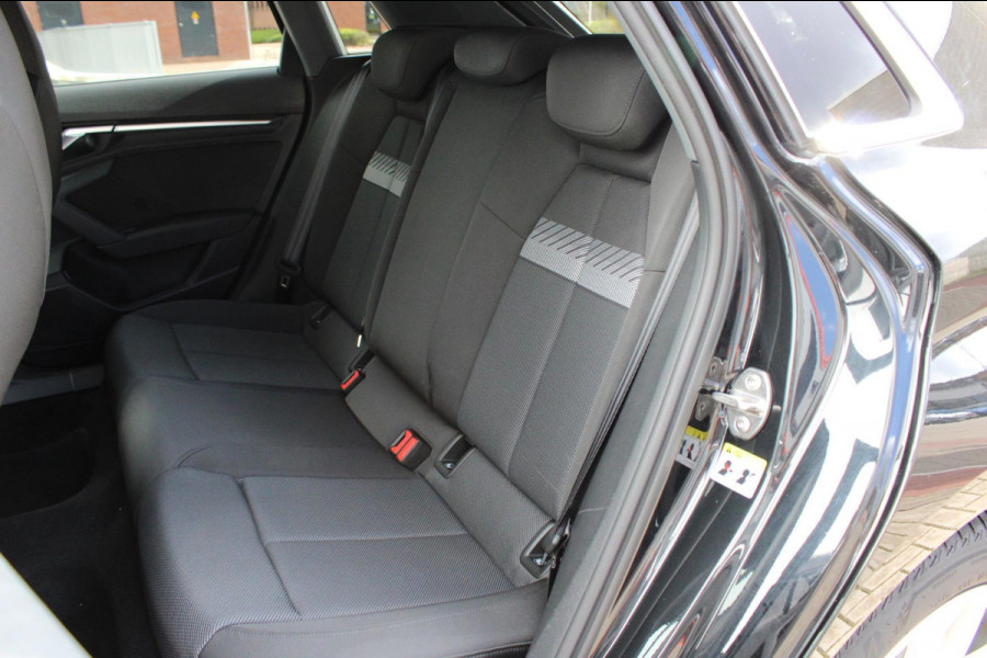 Audi A3 Sportback 40 TFSIe I VITRUAL I ADAPTIVE I SFEERVERL. I LED I NAVI I PARK. PILO I AUTOMAAT I