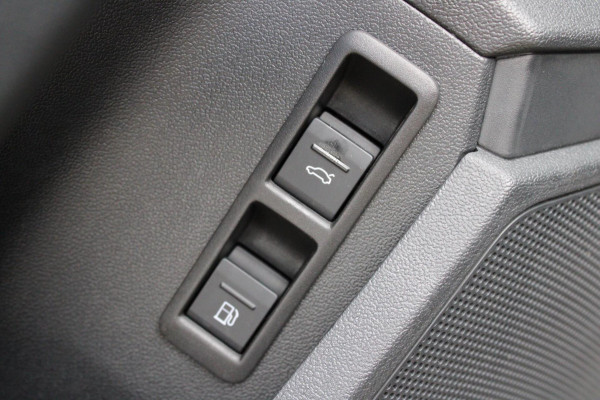 Audi A3 Sportback 40 TFSIe I VITRUAL I ADAPTIVE I SFEERVERL. I LED I NAVI I PARK. PILO I AUTOMAAT I