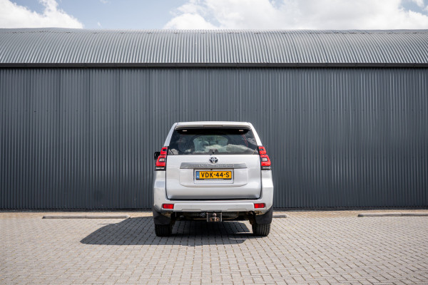 Toyota Land Cruiser 2.8 D-4D | 177 PK | Automaat | 4X4 | 1e Eigenaar | Trekhaak 3.5T | Camera | Cruise | Airco