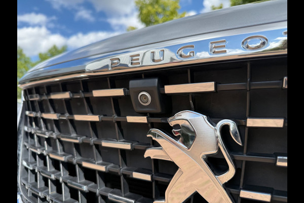 Peugeot 3008 1.2 PureTech Allure| AUT | Pano | LED | Carplay