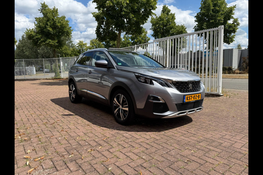 Peugeot 3008 1.2 PureTech Allure| AUT | Pano | LED | Carplay