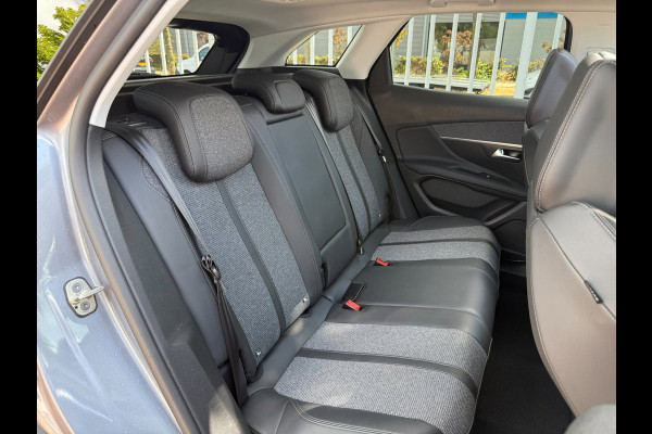 Peugeot 3008 1.2 PureTech Allure| AUT | Pano | LED | Carplay
