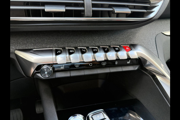 Peugeot 3008 1.2 PureTech Allure| AUT | Pano | LED | Carplay
