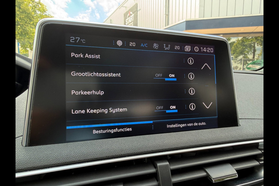 Peugeot 3008 1.2 PureTech Allure| AUT | Pano | LED | Carplay