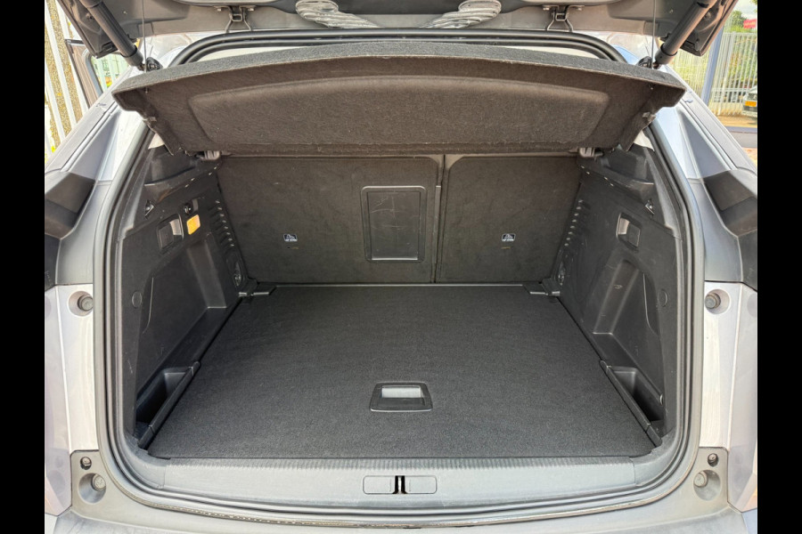 Peugeot 3008 1.2 PureTech Allure| AUT | Pano | LED | Carplay