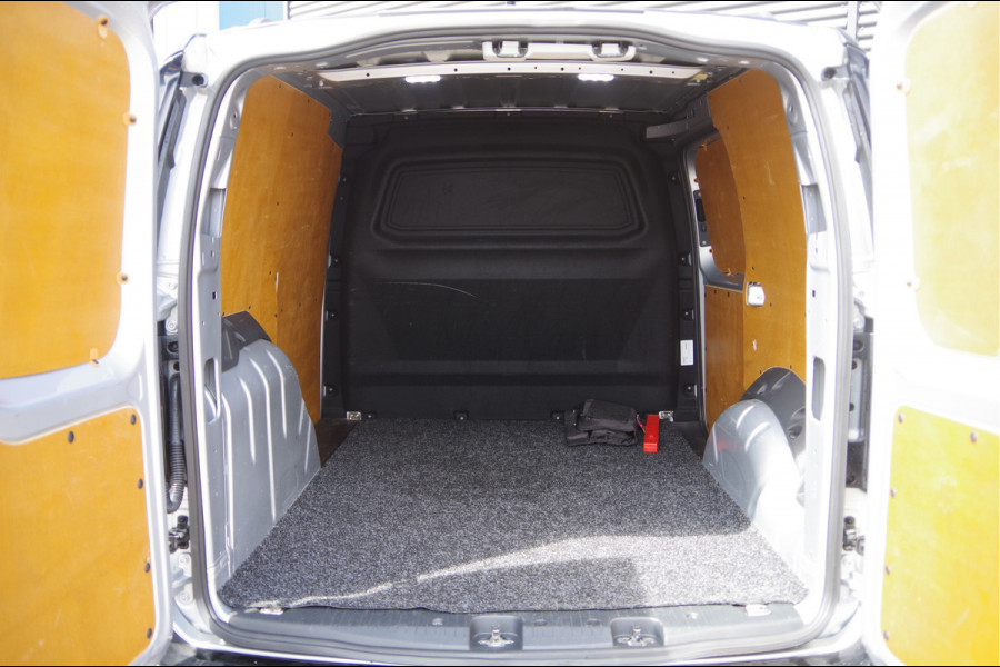 Volkswagen Caddy Cargo 2.0 TDI 75 EDITION! AUT. LED, LEDER, 2X ERGO COMFORT STOEL, STOELVERWARMING, CAMERA, NAVI, CRUISE, LEDER STUUR, NL AUTO, NAP
