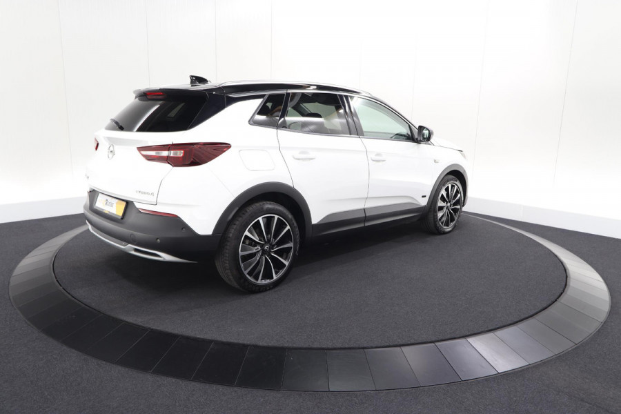 Opel Grandland 1.6 Turbo Plug-In Hybrid 4x4 Ultimate | Leder-pakket | Elektrische Kofferklep | 360 Camera | Adapieve Cruise Control