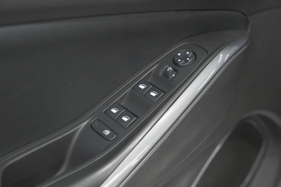 Opel Grandland 1.6 Turbo Plug-In Hybrid 4x4 Ultimate | Leder-pakket | Elektrische Kofferklep | 360 Camera | Adapieve Cruise Control
