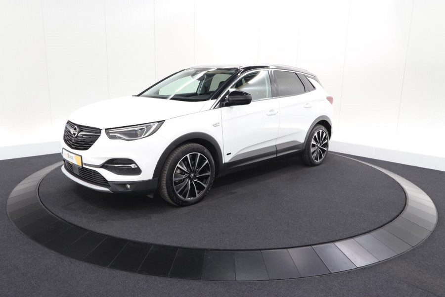 Opel Grandland 1.6 Turbo Plug-In Hybrid 4x4 Ultimate | Leder-pakket | Elektrische Kofferklep | 360 Camera | Adapieve Cruise Control