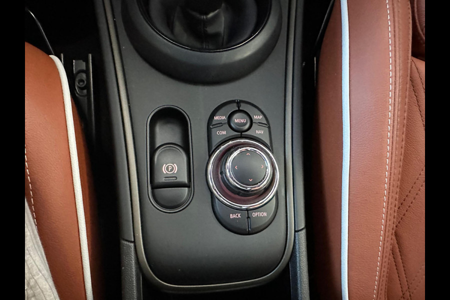 MINI Countryman 1.5 Cooper Business Edition NL-AUTO | LEDER | CAMERA