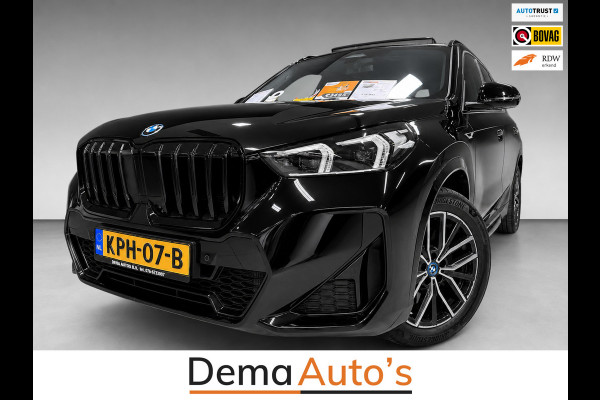 BMW X1 XDrive30e M-SPORT 327PK PANO/LEDER/H-KARDON/MASSAGE/M-STOELEN/DAB/CARPLAY//
