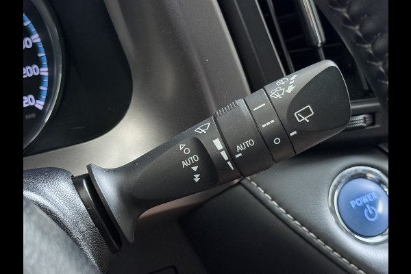Toyota RAV4 2.5 Hybrid Automaat 197PK Adap.Cruise Stoelverwarming Navi Camera Cruise Control Ecc Bluetooth Pdc Dynamic Keyless Regen-Lichtsensor Lane Assist Lmv Privacy Glas Led