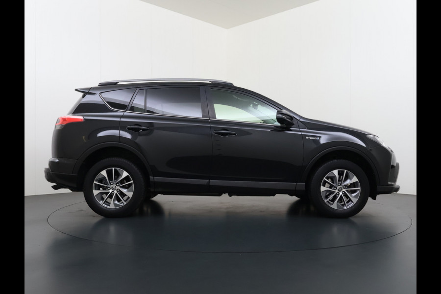 Toyota RAV4 2.5 Hybrid Automaat 197PK Adap.Cruise Stoelverwarming Navi Camera Cruise Control Ecc Bluetooth Pdc Dynamic Keyless Regen-Lichtsensor Lane Assist Lmv Privacy Glas Led
