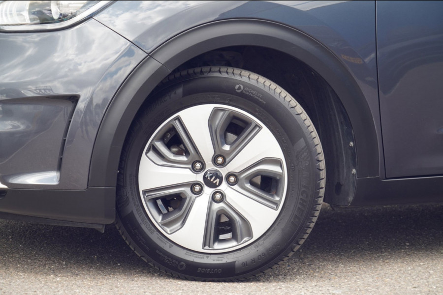 Kia Niro 1.6 GDi Hybrid ExecutiveLine / 132dkm NAP / Camera / Navi / Trekhaak / Climate / Cruise