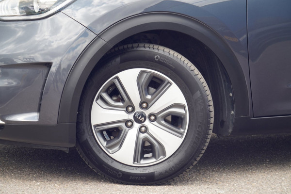 Kia Niro 1.6 GDi Hybrid ExecutiveLine / 132dkm NAP / Camera / Navi / Trekhaak / Climate / Cruise