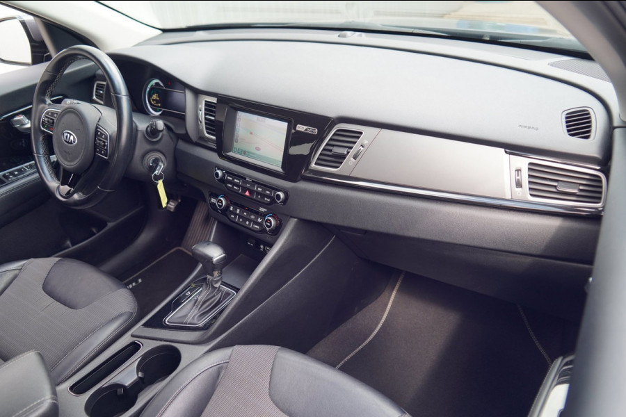Kia Niro 1.6 GDi Hybrid ExecutiveLine / 132dkm NAP / Camera / Navi / Trekhaak / Climate / Cruise