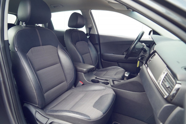 Kia Niro 1.6 GDi Hybrid ExecutiveLine / 132dkm NAP / Camera / Navi / Trekhaak / Climate / Cruise