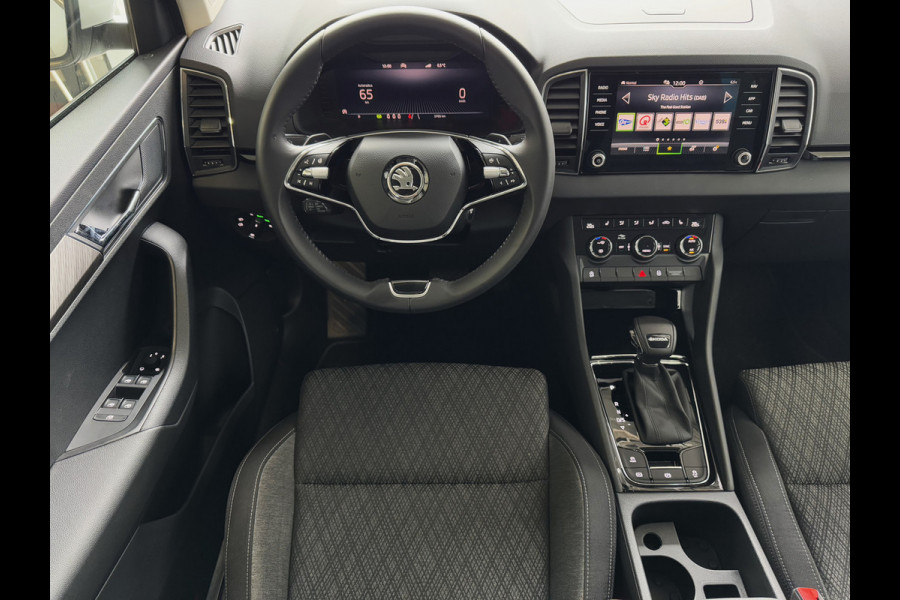 Škoda Karoq 1.5 TSI 150PK CARPLAY NAVI VIR.COCKPIT STOEL/STUUR VERW. ADAP.CRUISE ✅ Top Auto's 30 jaar VAG Specialist / Zowel PHEV / HEV / HYBRID als Type's Business / Edition / Sportline / Ultimate etc✅