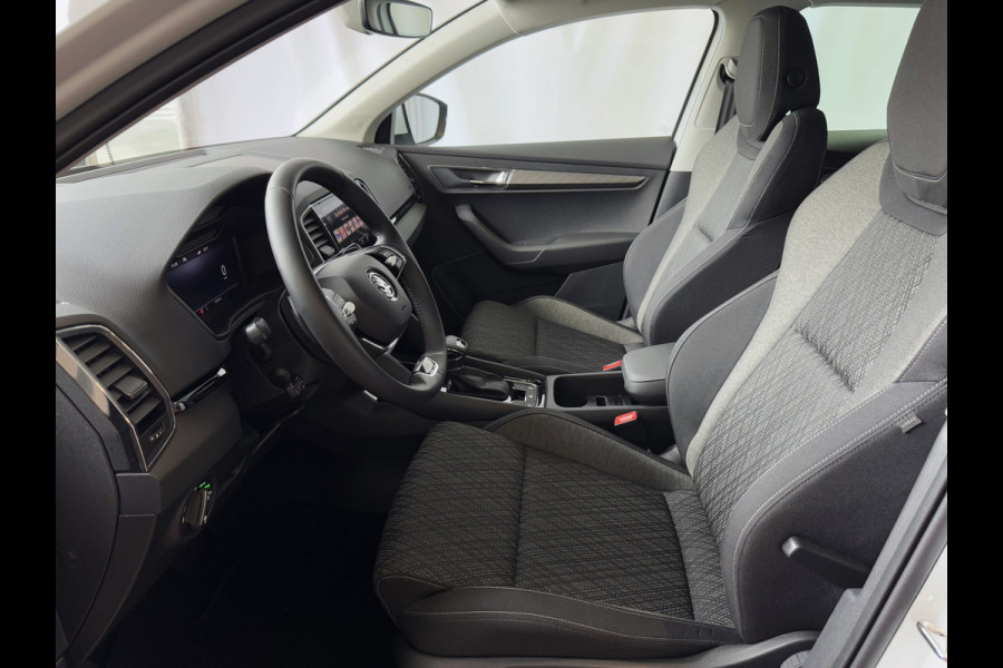 Škoda Karoq 1.5 TSI 150PK CARPLAY NAVI VIR.COCKPIT STOEL/STUUR VERW. ADAP.CRUISE ✅ Top Auto's 30 jaar VAG Specialist / Zowel PHEV / HEV / HYBRID als Type's Business / Edition / Sportline / Ultimate etc✅